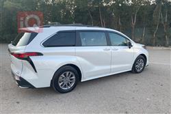 تويوتا سيينا